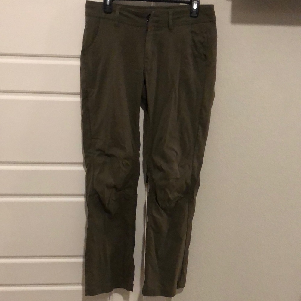 Prana Hallie pant size 8 in army green - good condition